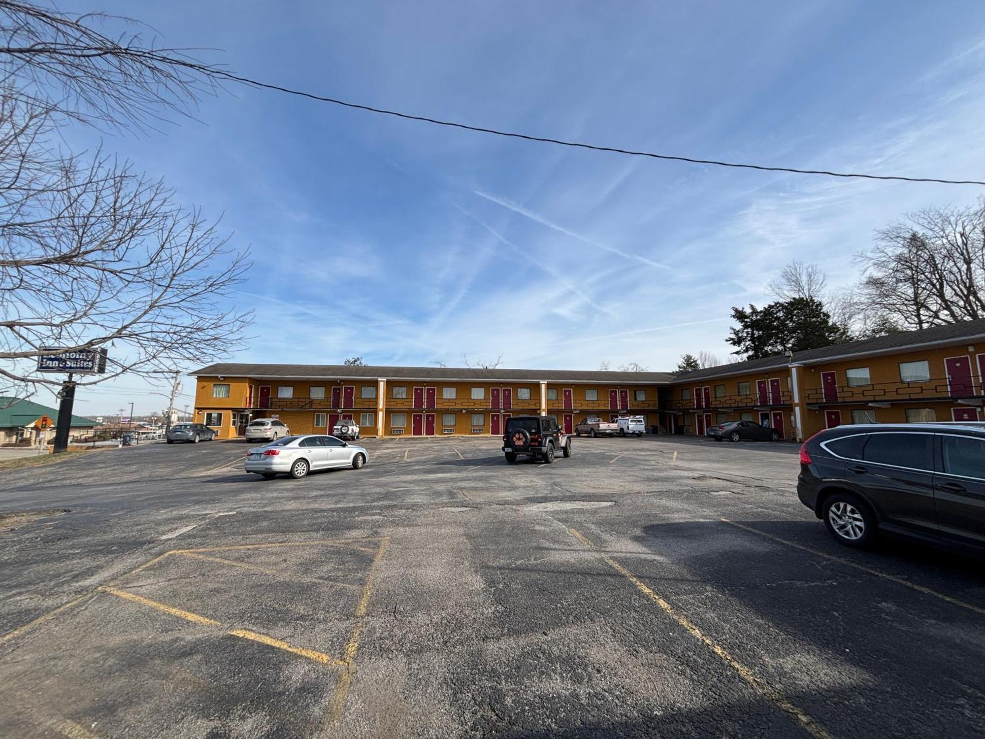 Economy Inn & Suites Harrisburg Eksteriør billede